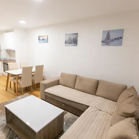 Lejlighed Uz Stazu -snjezna Dolina